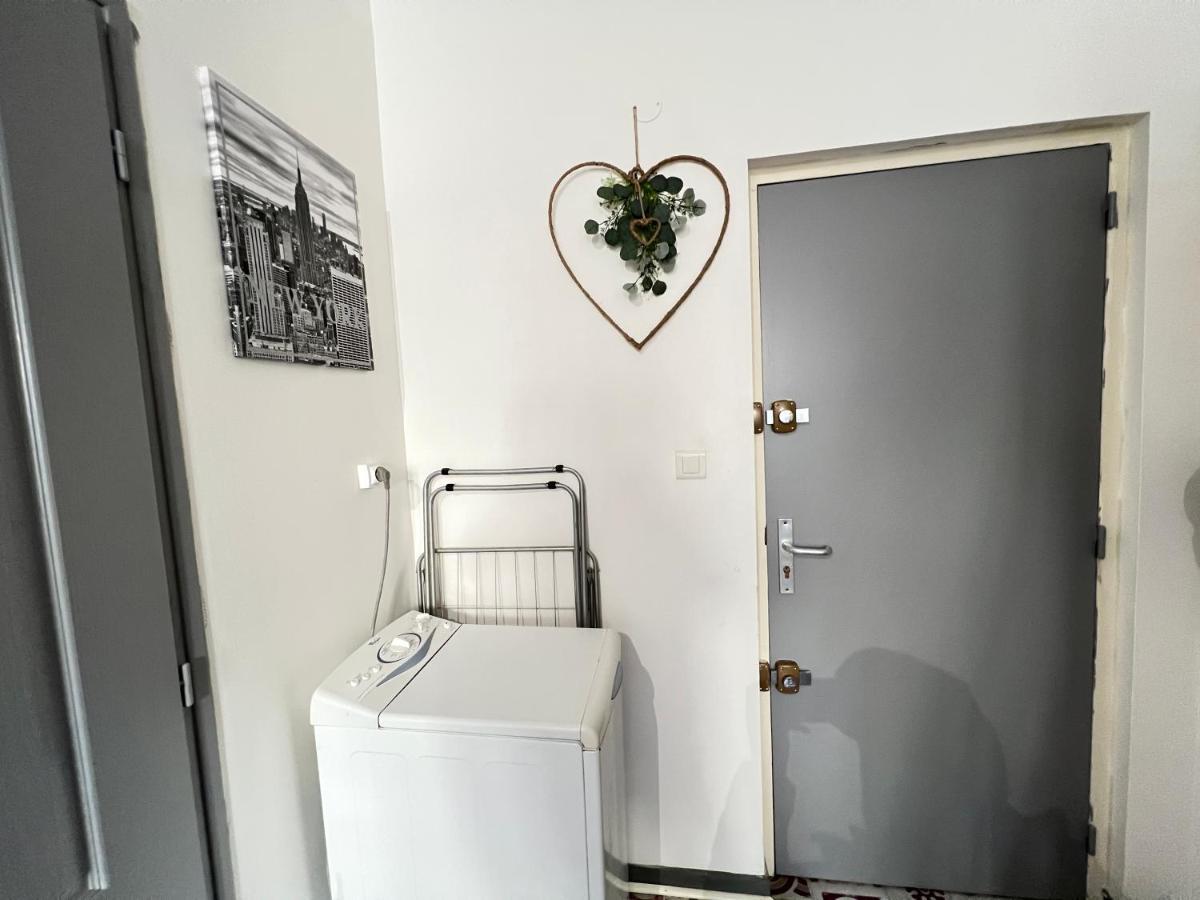 La Cachette De L'Horloge - Ac Clim - Wifi - 100M Palais Des Papes Apartment Avignon Ngoại thất bức ảnh