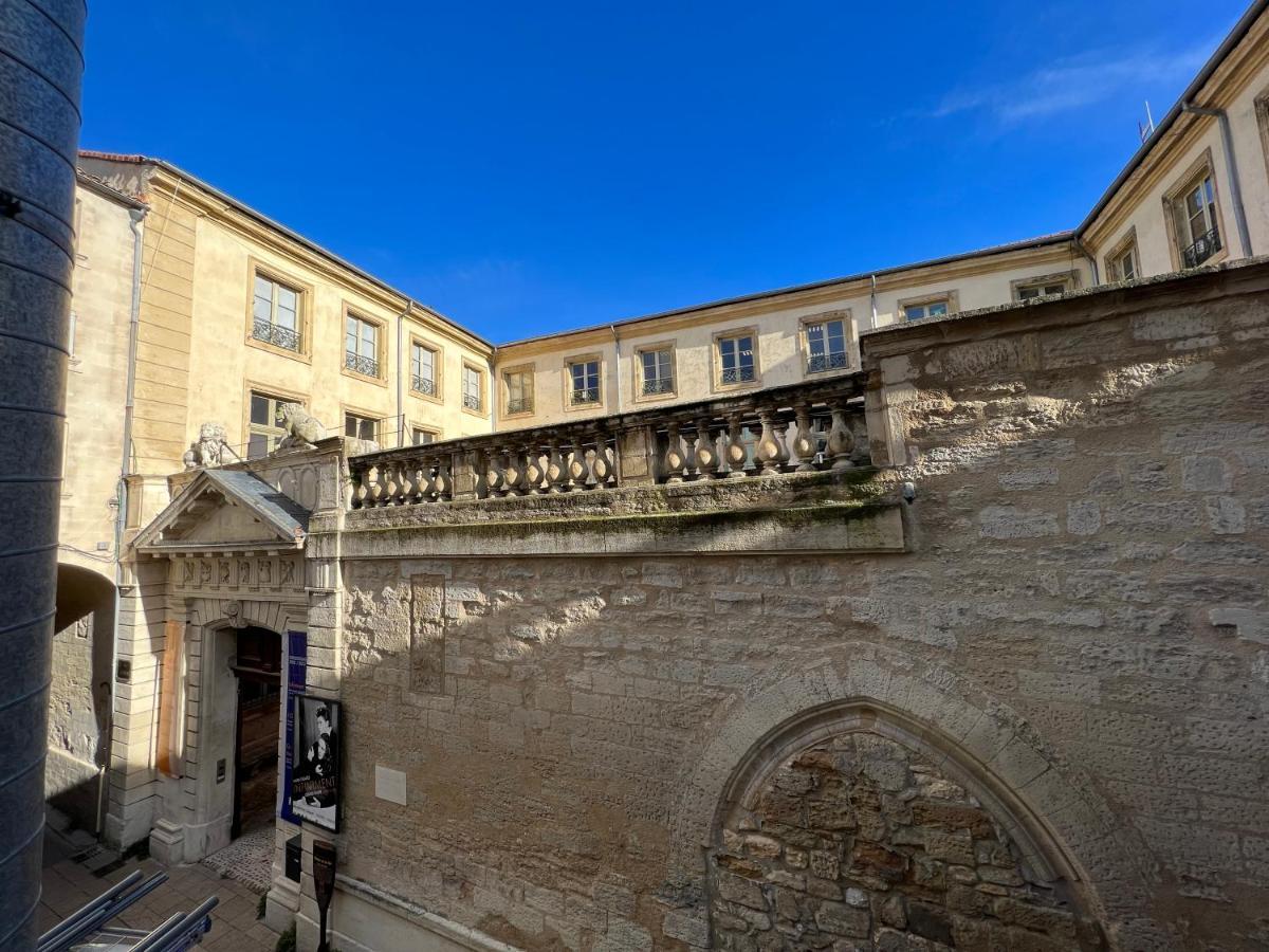 La Cachette De L'Horloge - Ac Clim - Wifi - 100M Palais Des Papes Apartment Avignon Ngoại thất bức ảnh