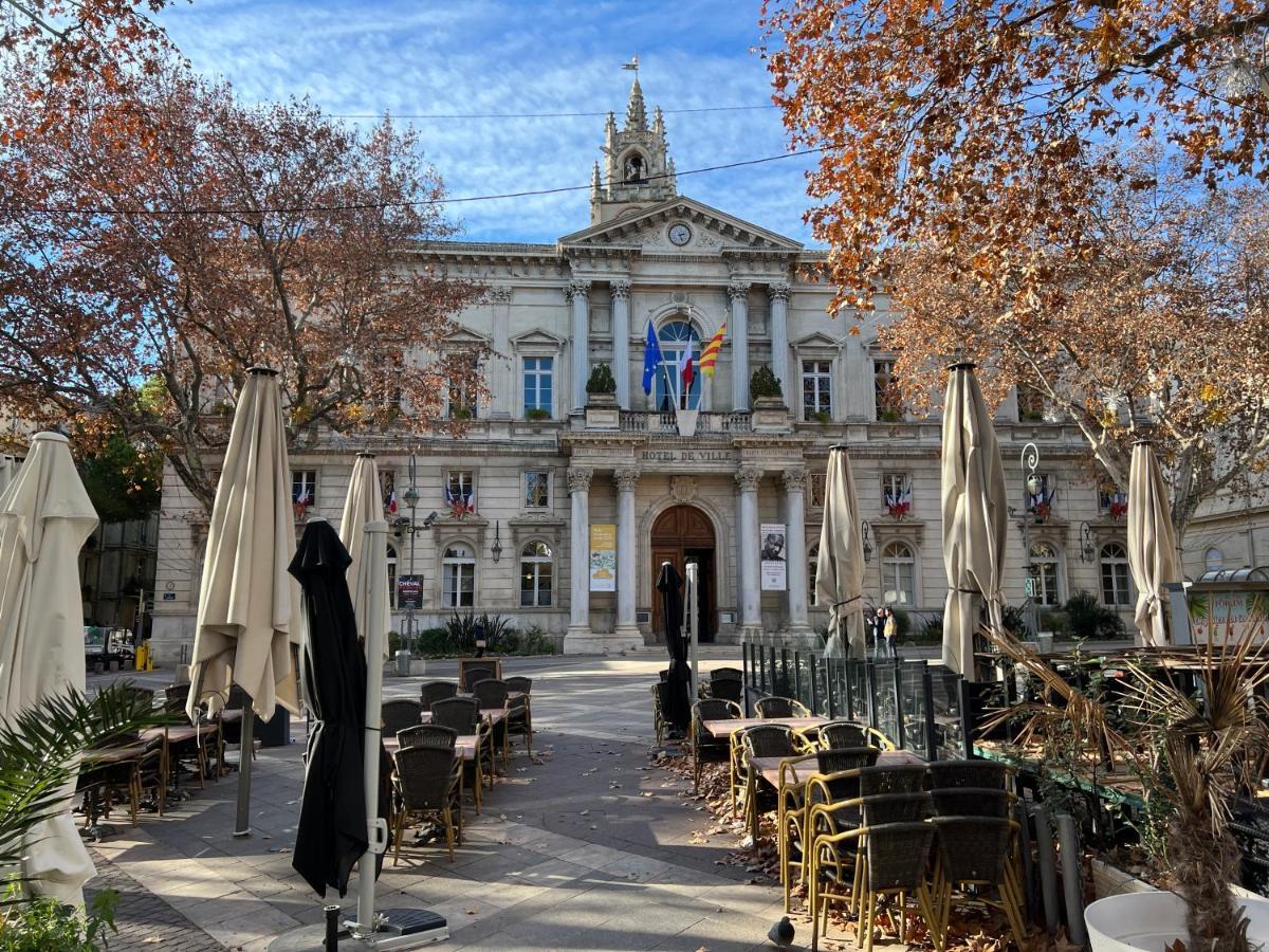 La Cachette De L'Horloge - Ac Clim - Wifi - 100M Palais Des Papes Apartment Avignon Ngoại thất bức ảnh